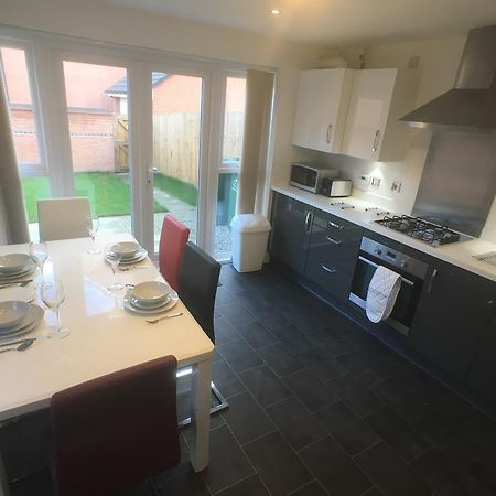 Canal View Homestay Coventry Dış mekan fotoğraf