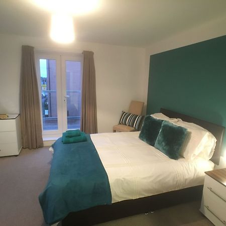 Canal View Homestay Coventry Dış mekan fotoğraf